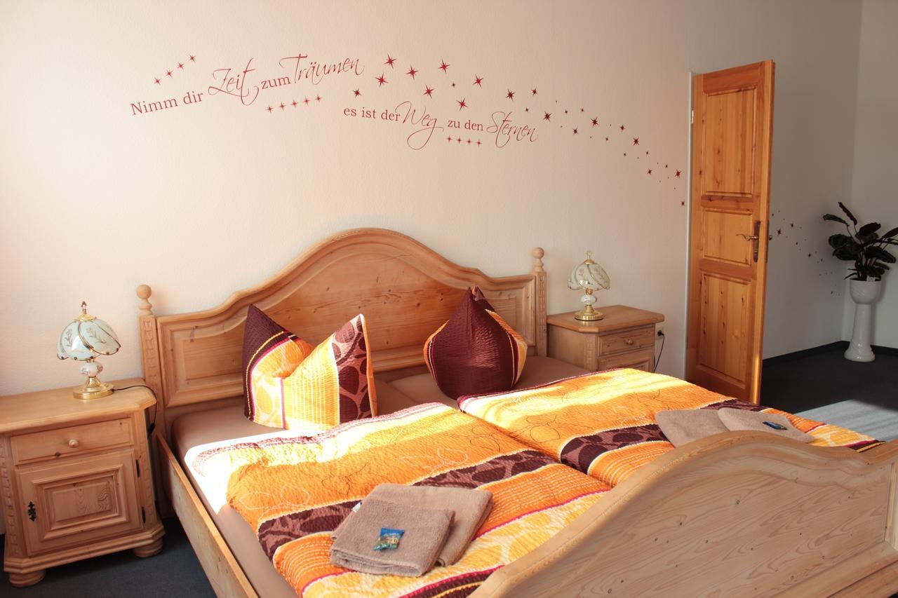 Hotel Stadt Pausa Habitación foto