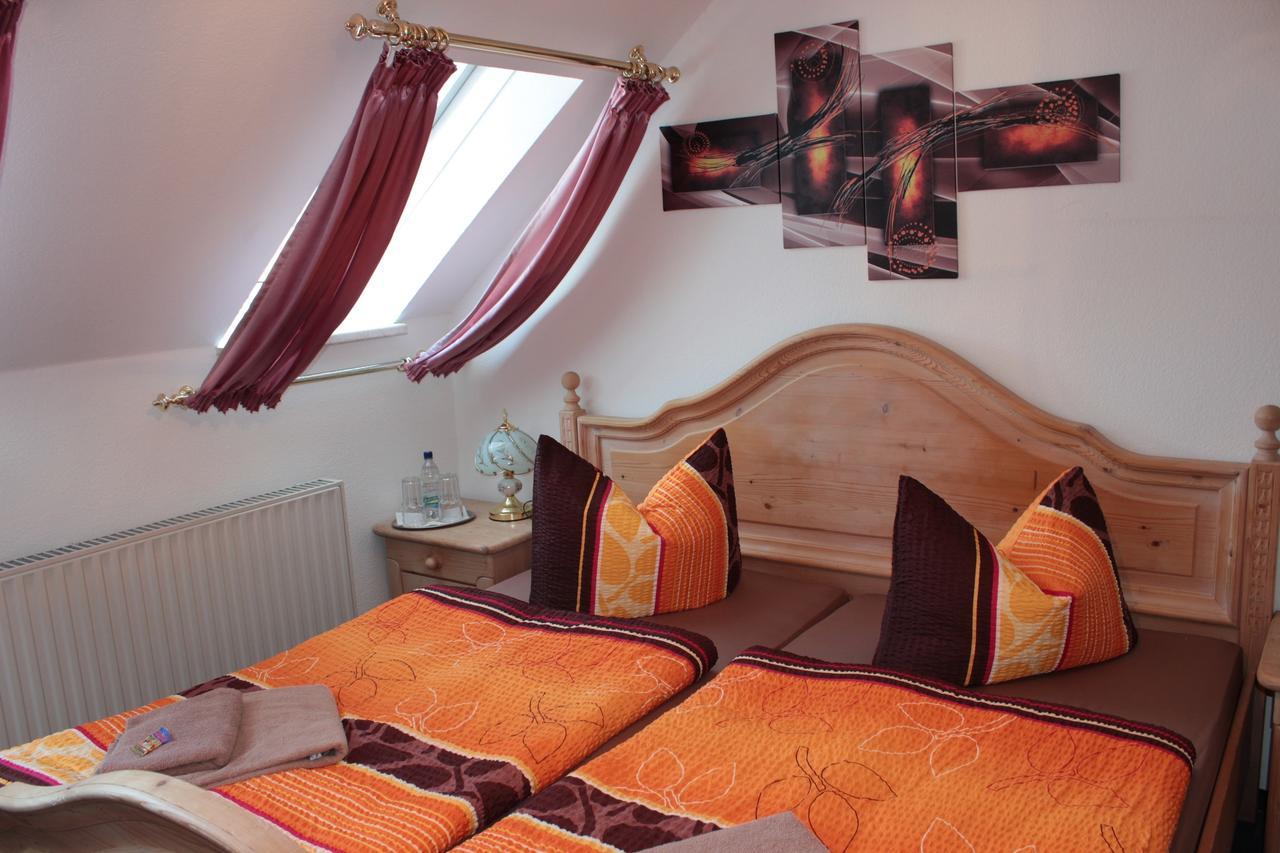 Hotel Stadt Pausa Habitación foto